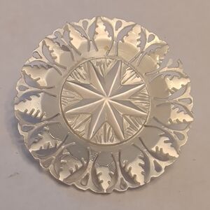 Vintage Mother Of Pearl Brooch (Chipped)